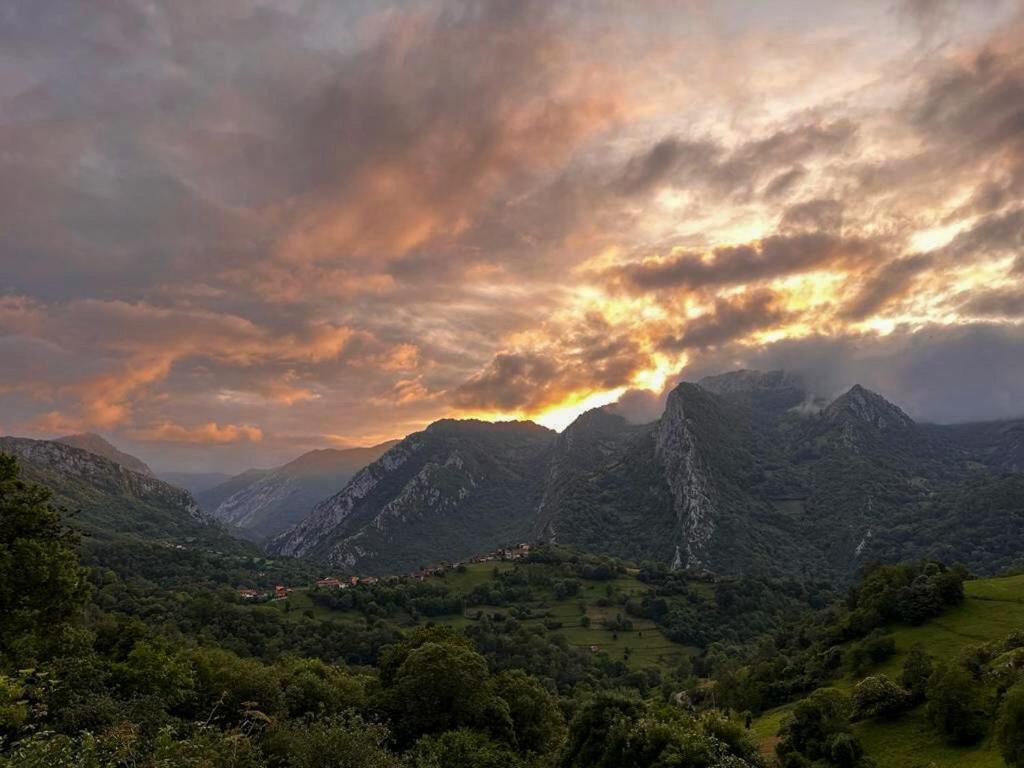 Вілла El Refugio Del Busgosu Pen Екстер'єр фото